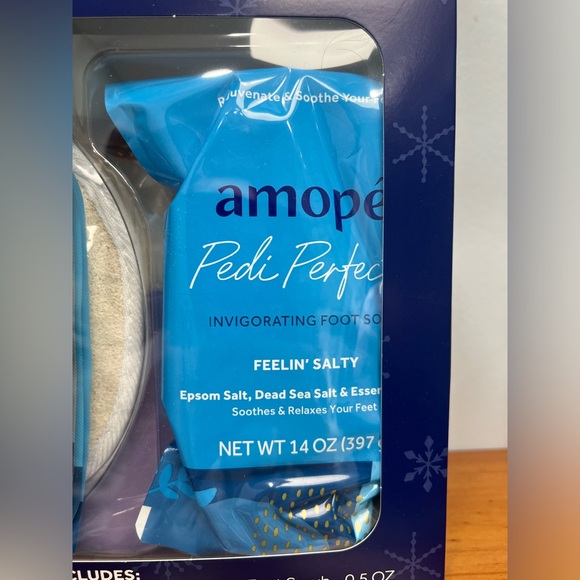AMOPE Pampering Kit 10 Piece Gift Set BRAND NEW IN BOX Never Used - Picture 3 of 7